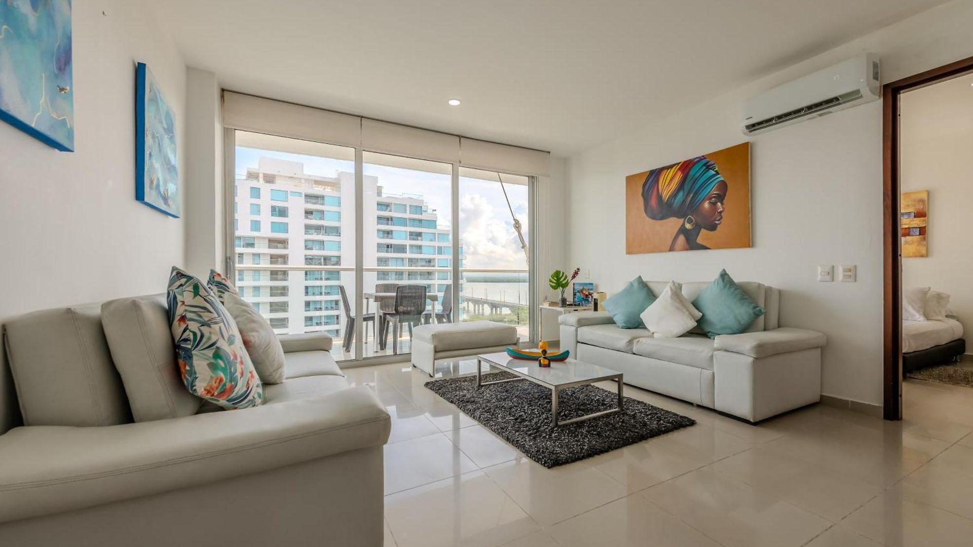 Spectacular Ocean View - Direct Access *