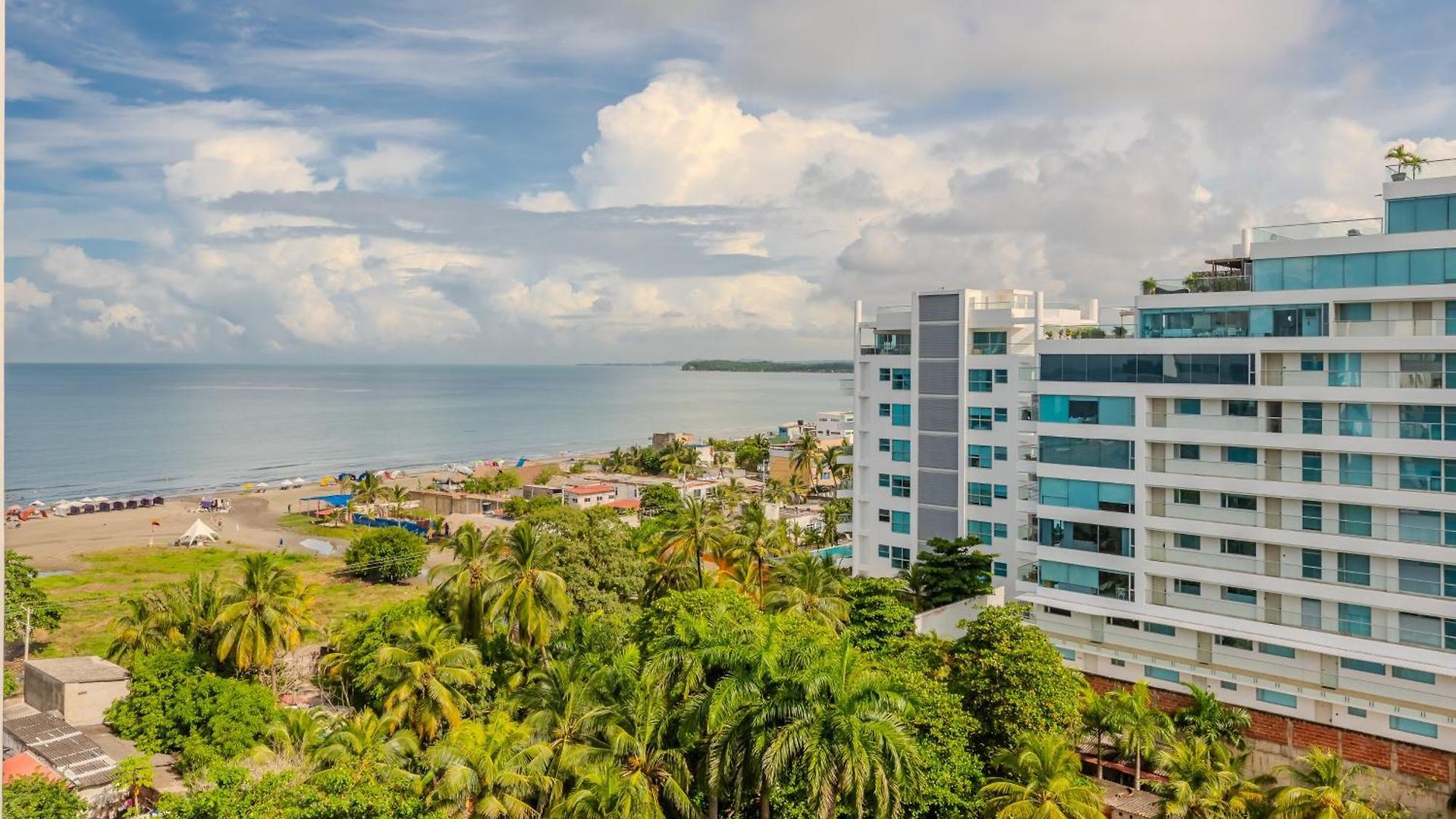 Spectacular Ocean View - Direct Access Apartment *