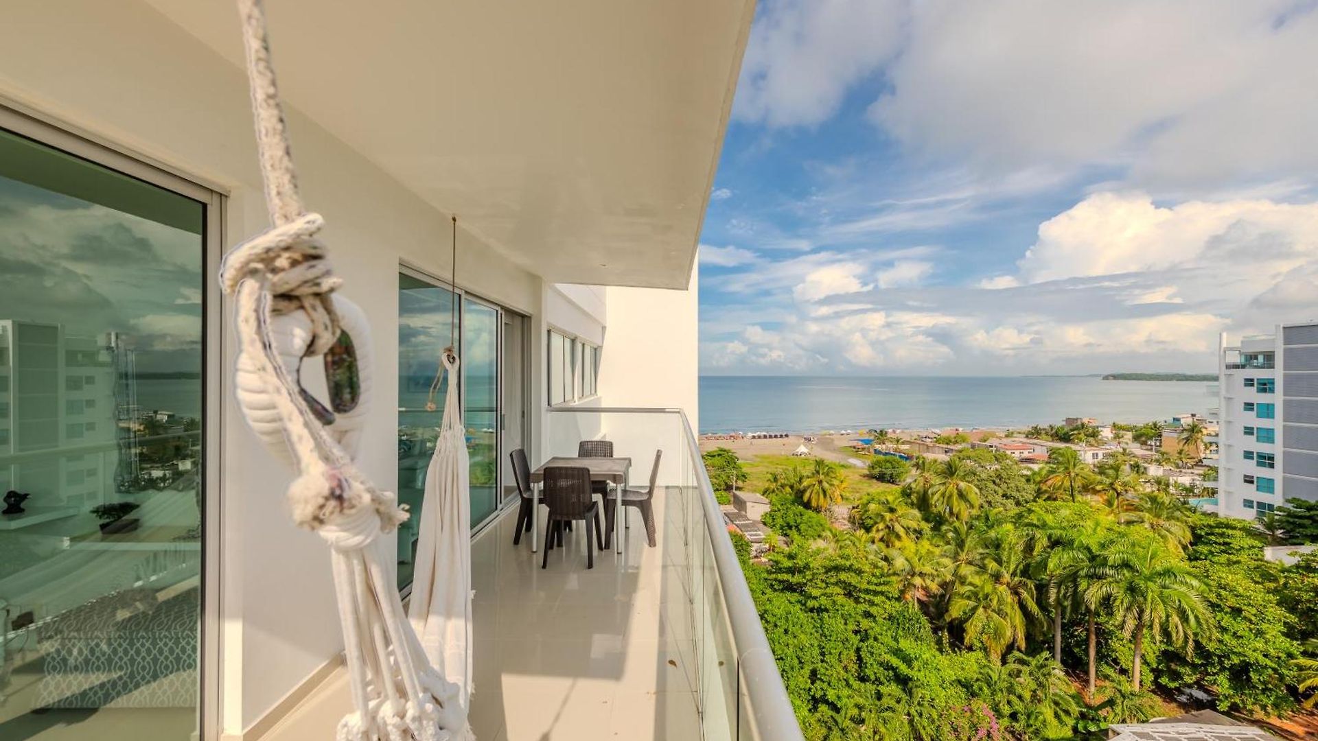 Spectacular Ocean View - Direct Access *