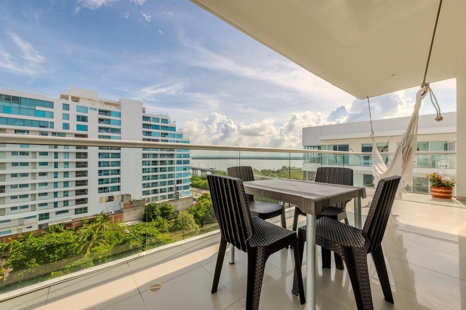 Spectacular Ocean View - Direct Access *